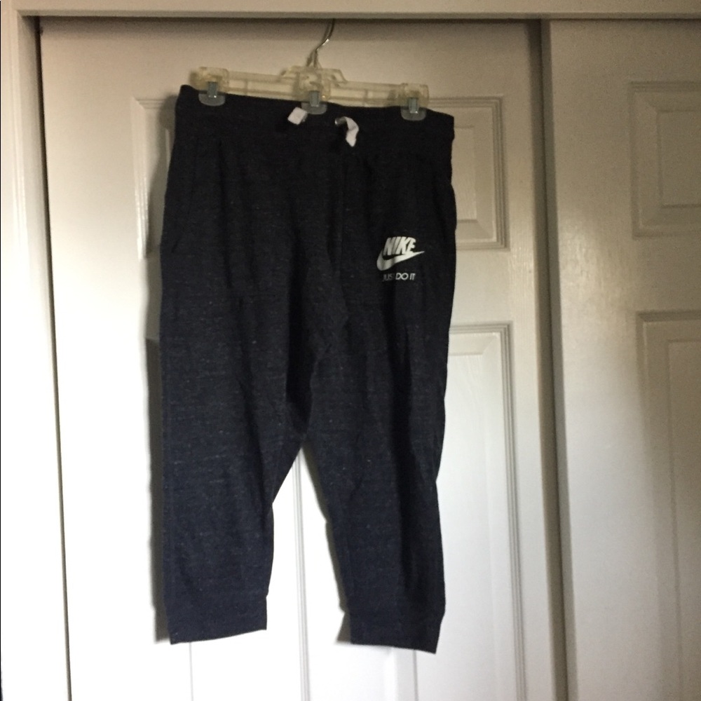 nike cropped sweats
